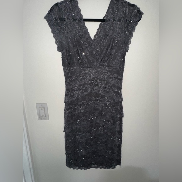 Marina lace dress - Picture 3 of 6